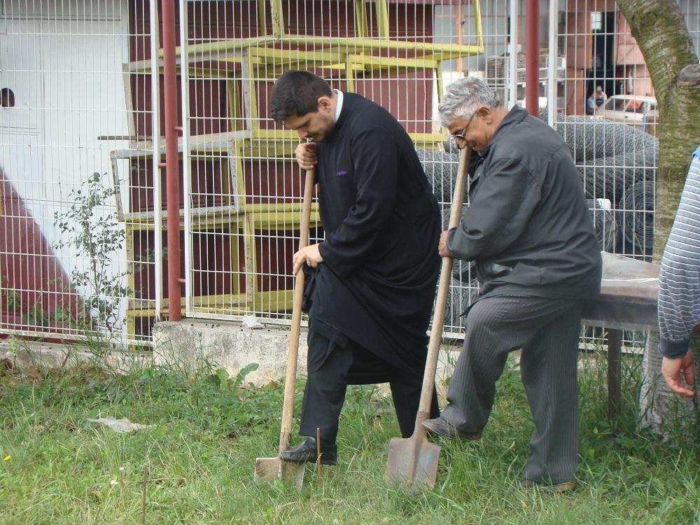 Construirea noii biserici