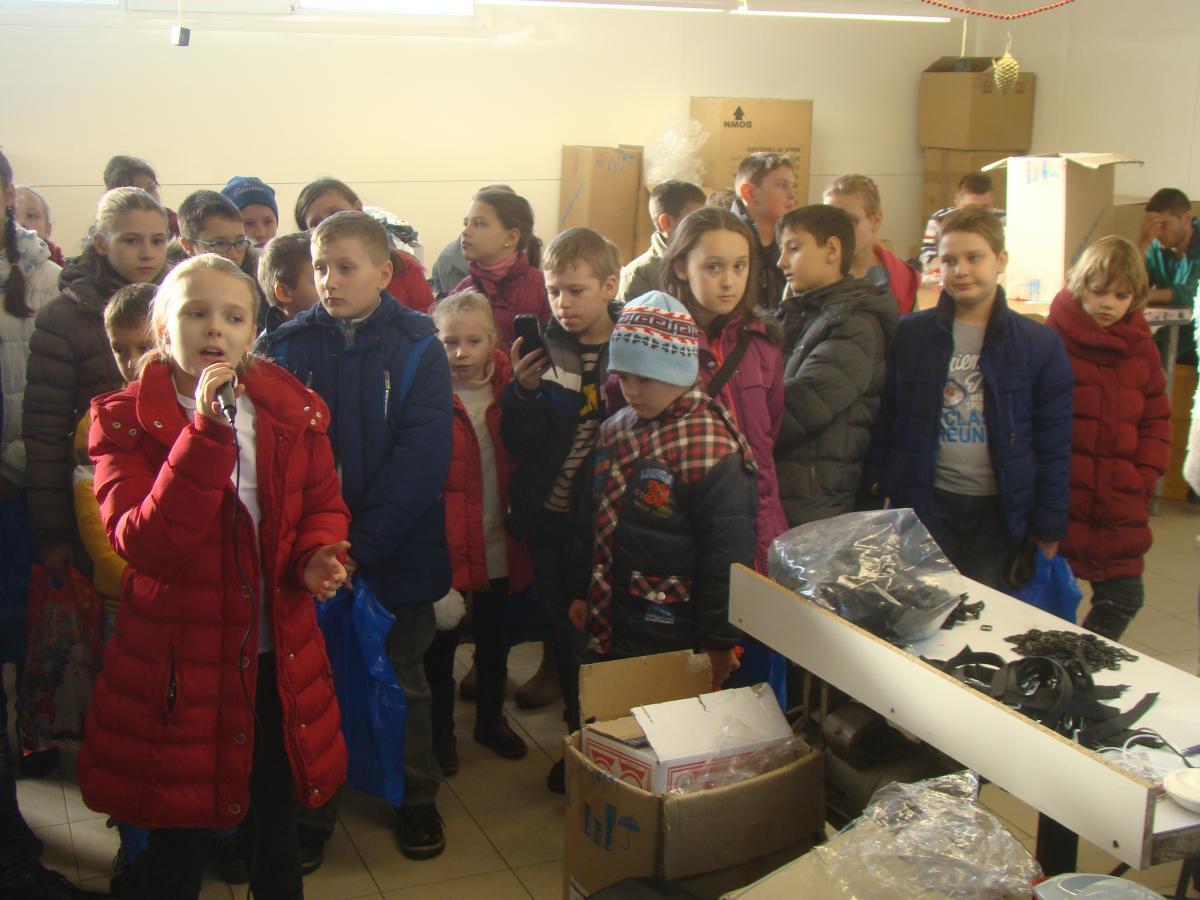 La Fabrica de confectii Jade Fashion din parohie!